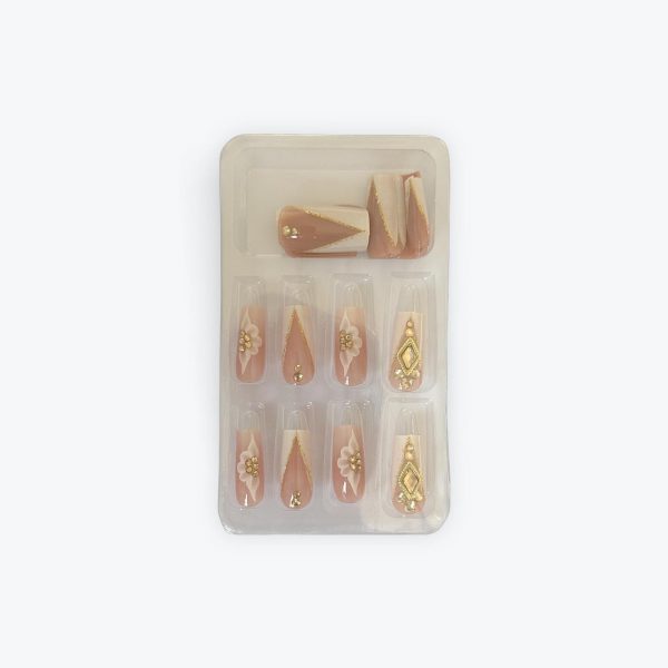 Square shape-Press on nails with Diamond and studs
